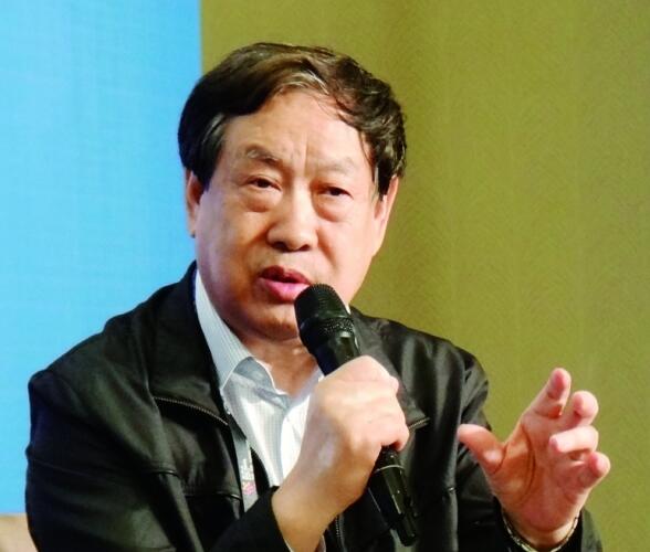 國家信息化專家咨詢委員會委員、中國行政體制改革研究會副會長汪玉凱