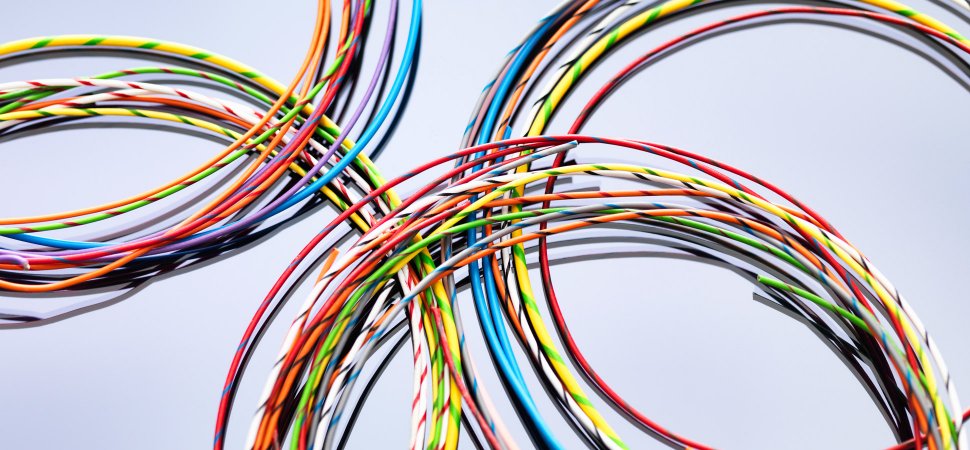 wires-data-tech_36888