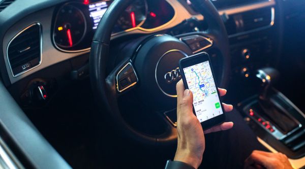 無人駕駛車能合法“上路”了