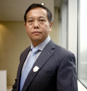 HONGHUAZHENG.jpg