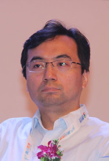 圓桌論壇：電信企業(yè)如何應(yīng)對(duì)移動(dòng)互聯(lián)網(wǎng)挑戰(zhàn)
