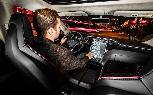 英偉達(dá)：把汽車做成馬路上的超級(jí)電腦