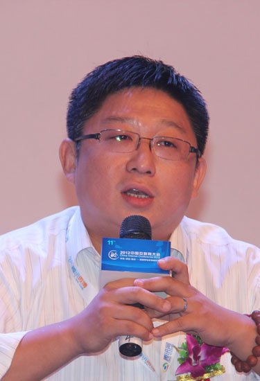 圓桌論壇：電信企業(yè)如何應(yīng)對(duì)移動(dòng)互聯(lián)網(wǎng)挑戰(zhàn)