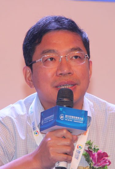 圓桌論壇：電信企業(yè)如何應(yīng)對(duì)移動(dòng)互聯(lián)網(wǎng)挑戰(zhàn)