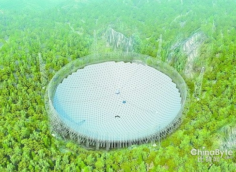 中國“天眼”明年建成 能捕捉百億光年外信息