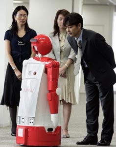 富士通的酒店服務(wù)機器人ENON