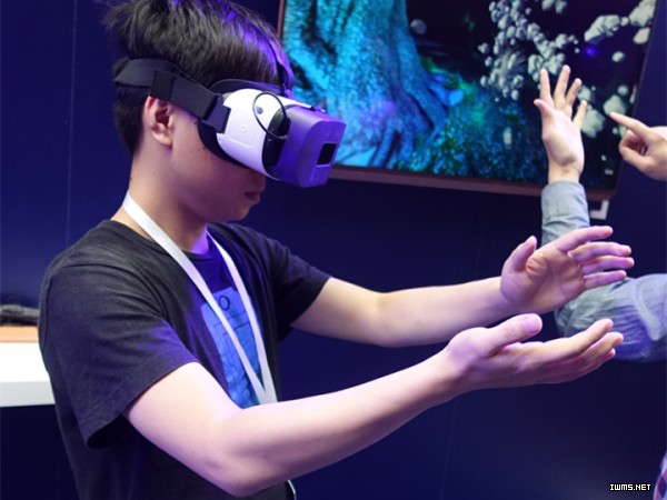 一文讀懂暴風VR新品發(fā)布會 暴風魔鏡5之外還有很多