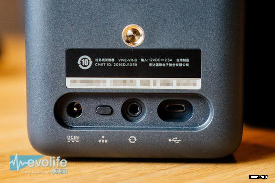HTC VIVE開(kāi)箱圖賞 是時(shí)候打開(kāi)VR的新世界大門了