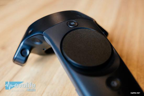 HTC VIVE開箱圖賞 是時候打開VR的新世界大門了