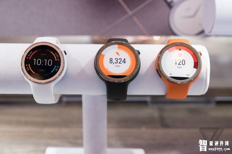 Moto_360.jpg