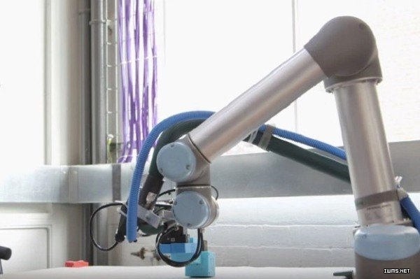 人工智能新突破 機器人竟可以“生育”了
