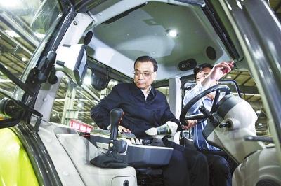 李克強:中國制造2025需要大馬力發(fā)動機