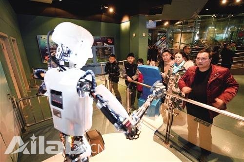 首入政府工作報告 人工智能迎爆發(fā)前夜