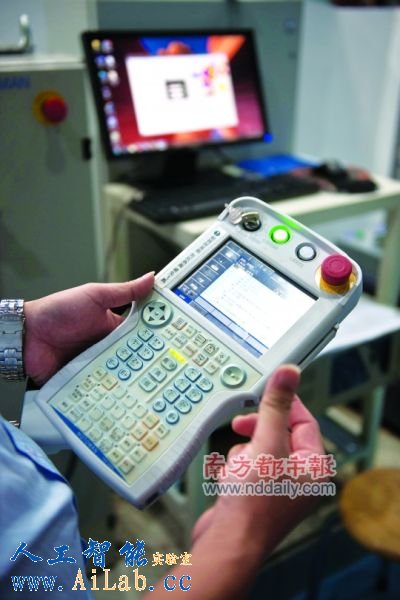 機(jī)器人解魔方背后的人工智能