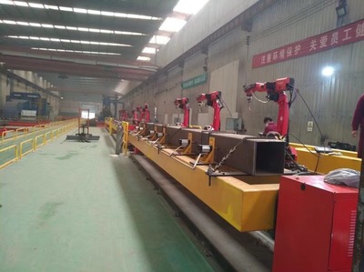 關(guān)節(jié)機(jī)器人 焊接工業(yè)機(jī)器人 工業(yè)自動(dòng)化 機(jī)械手機(jī)械臂遼寧